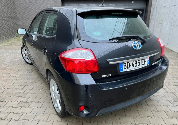 Toyota Auris cena 29200 przebieg: 306700, rok produkcji 2010 z Góra małe 742